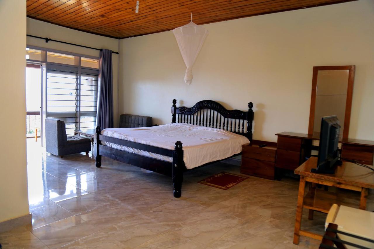 Hotel Diplomaté Muyenga Extérieur photo